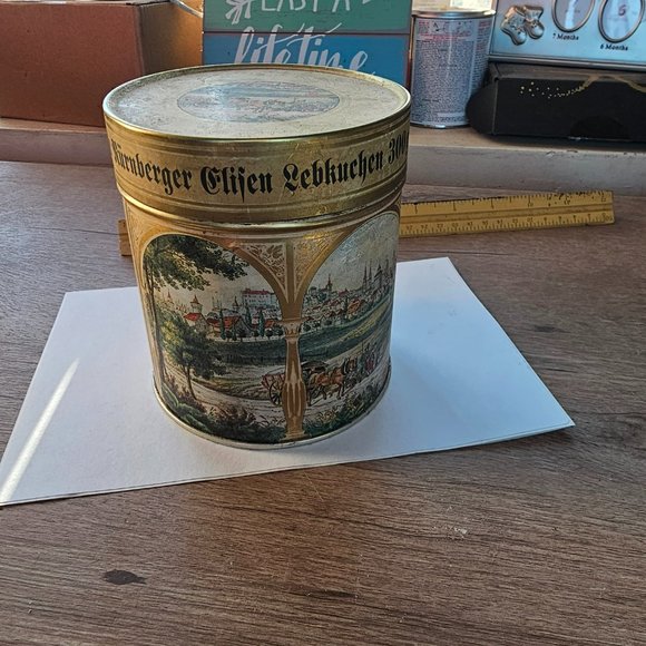 old decorative tin can - Picture 2 of 4
